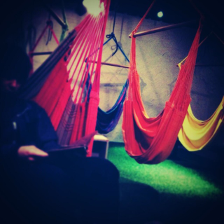 Illustration for article titled Japan's Hammock Cafes Are Perfect for Lazy People